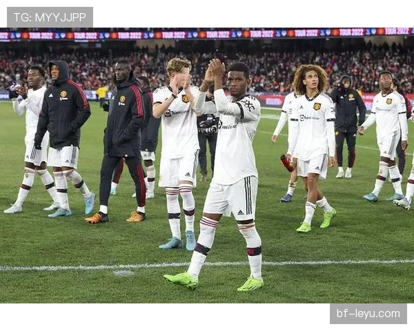 埃斯控球能力再获赞誉，助球队延续连胜势头