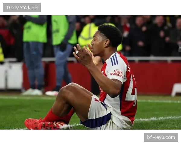 桑德兰球迷热情高涨，球队状态回暖重燃希望