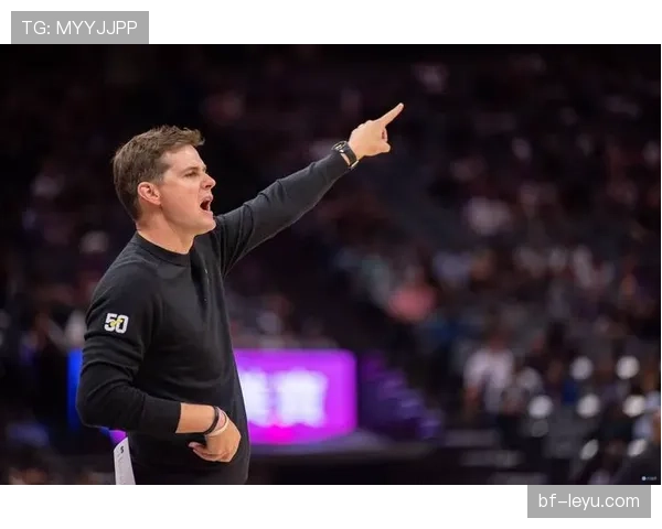 萨拉戈萨主帅打造战术新体系,球队状态回暖引关注 萨拉戈萨主帅打造战术新体系,球队状态回暖引关注