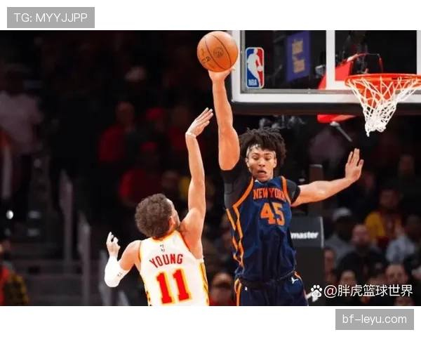 亨克核心球员闪耀赛场，助球队强势反弹迎关键胜利