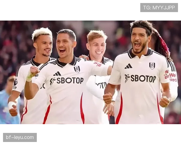 富勒姆新赛季首战告捷,强势表现力克对手全取三分 富勒姆新赛季首战告捷,强势表现力克对手全取三分