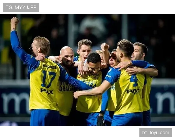 斯卡洛尼以传球节奏重塑战术体系，状态回升为球队注入胜利信心