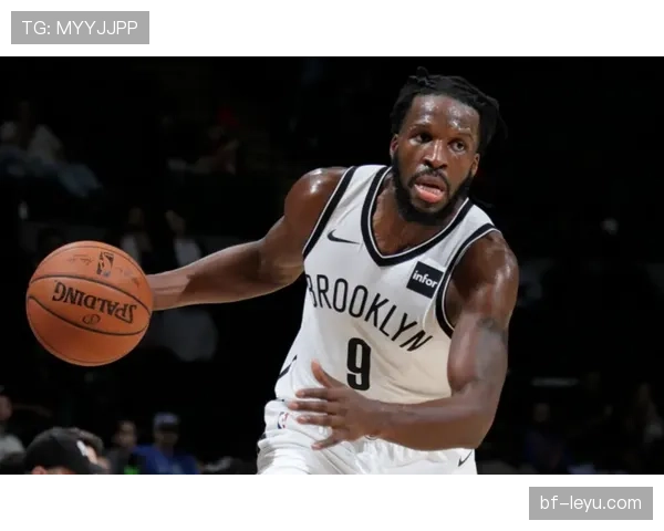 安东尼无球跑动撕裂首发侧翼提升投射效率