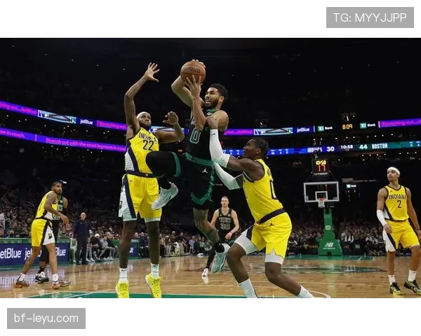 索汉利用无球跑动制造投篮机会效率提升明显引领球队进攻节奏