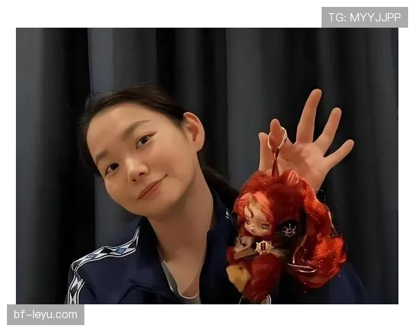 何卓佳训练完直接拎爱马仕去吃米其林，这姐的日常开销是普通人年薪？